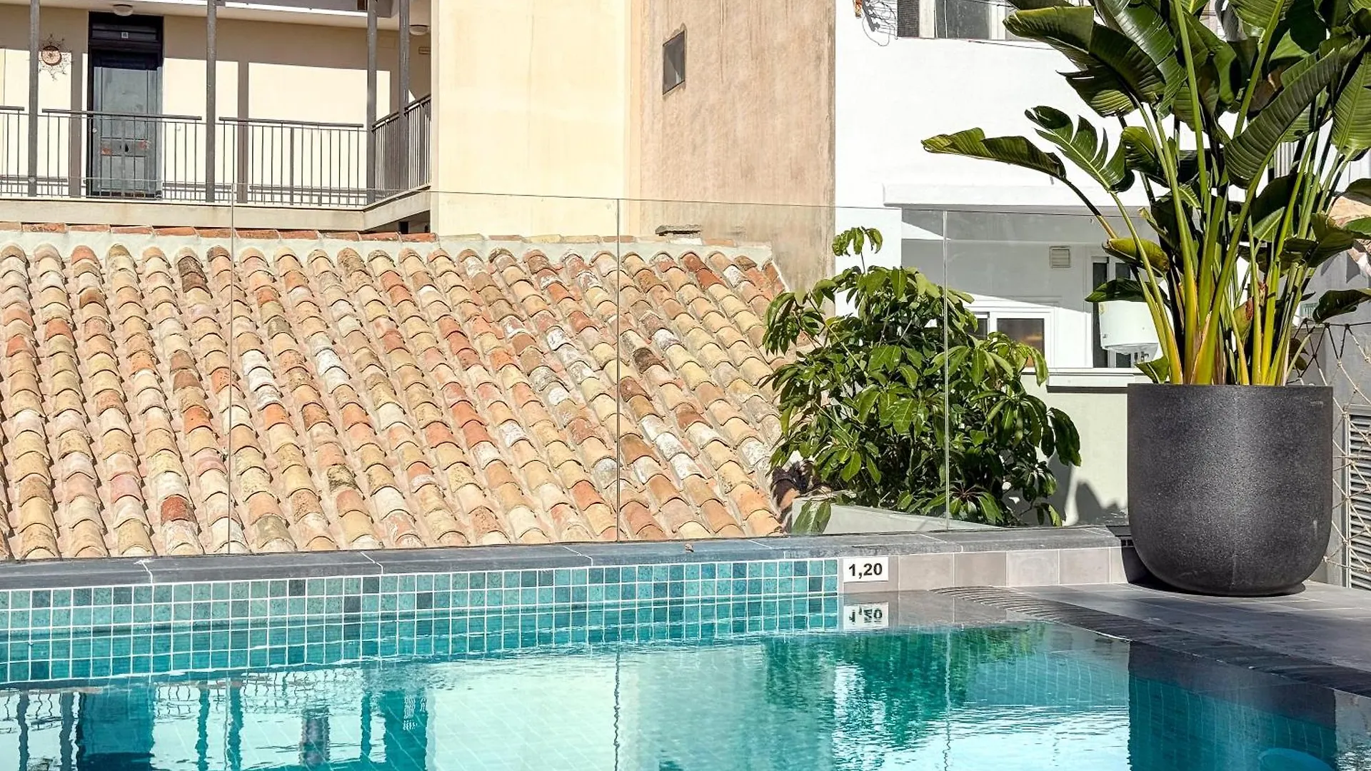 Coeo Hernan Ruiz Rooftop Pool Hostel 马拉加